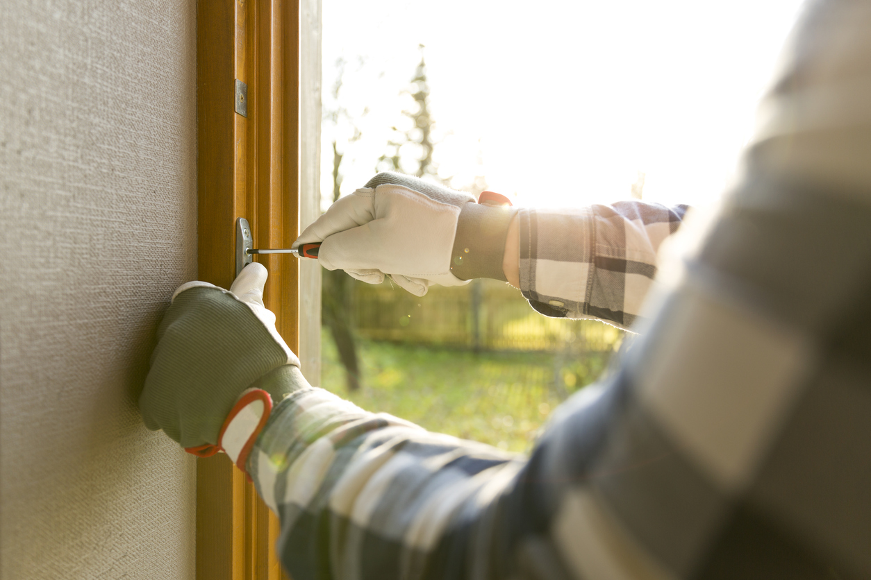 Schaumburg exterior home services Replacement Windows in Chicago by Midwest Windows