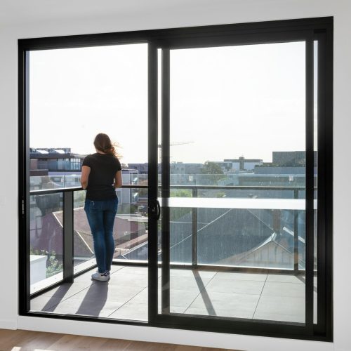 sliding door1